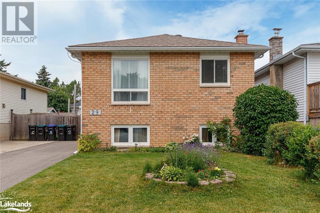 29 COURTICE Crescent, collingwood, Ontario