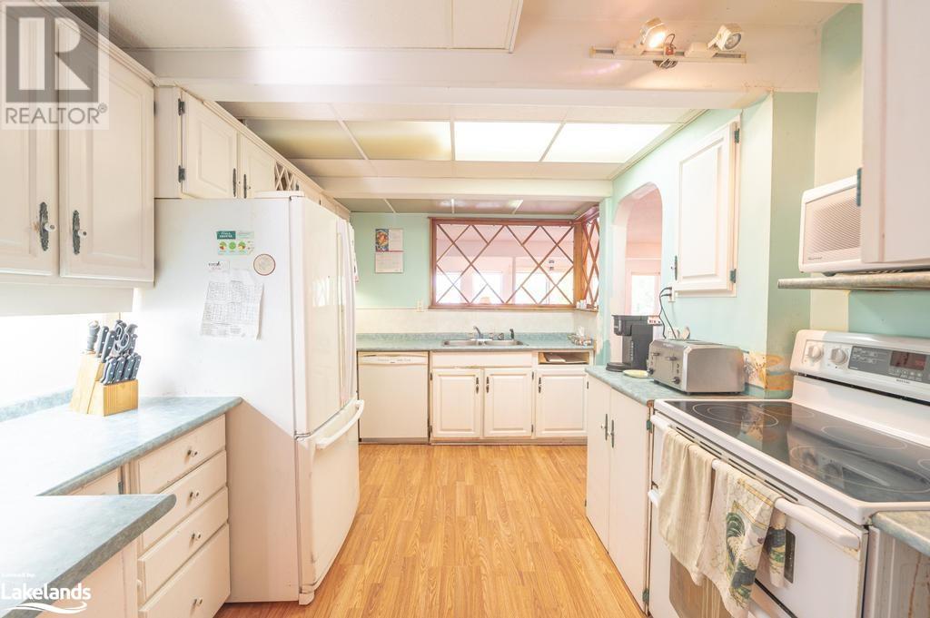 1015 Blackberry Lane, Minden, Ontario  K0M 2K0 - Photo 5 - 40610444