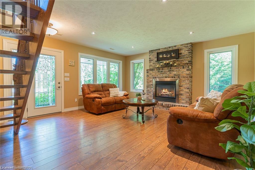 98 Birch Street, South Bruce Peninsula, Ontario  N0H 2G0 - Photo 5 - 40610550