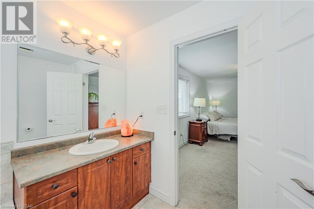 35 Carere Cres, Guelph, Ontario  N1E 0E3 - Photo 27 - 40600881