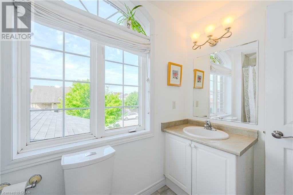 35 Carere Cres, Guelph, Ontario  N1E 0E3 - Photo 32 - 40600881