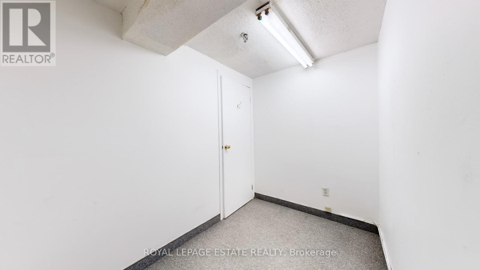 B101 - 2558 Danforth Avenue, Toronto, Ontario  M4C 1L3 - Photo 7 - E8471986