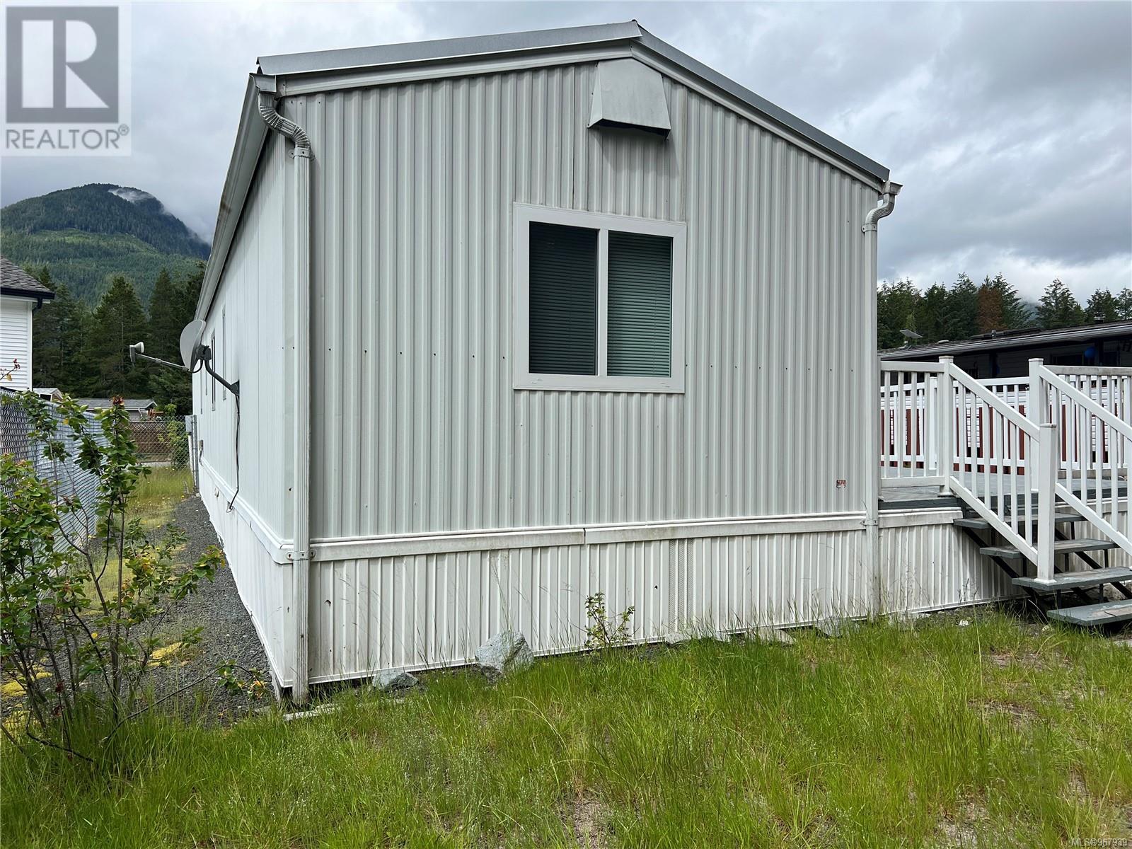 610 Conuma Dr, Gold River, British Columbia  V0P 1G0 - Photo 20 - 967939