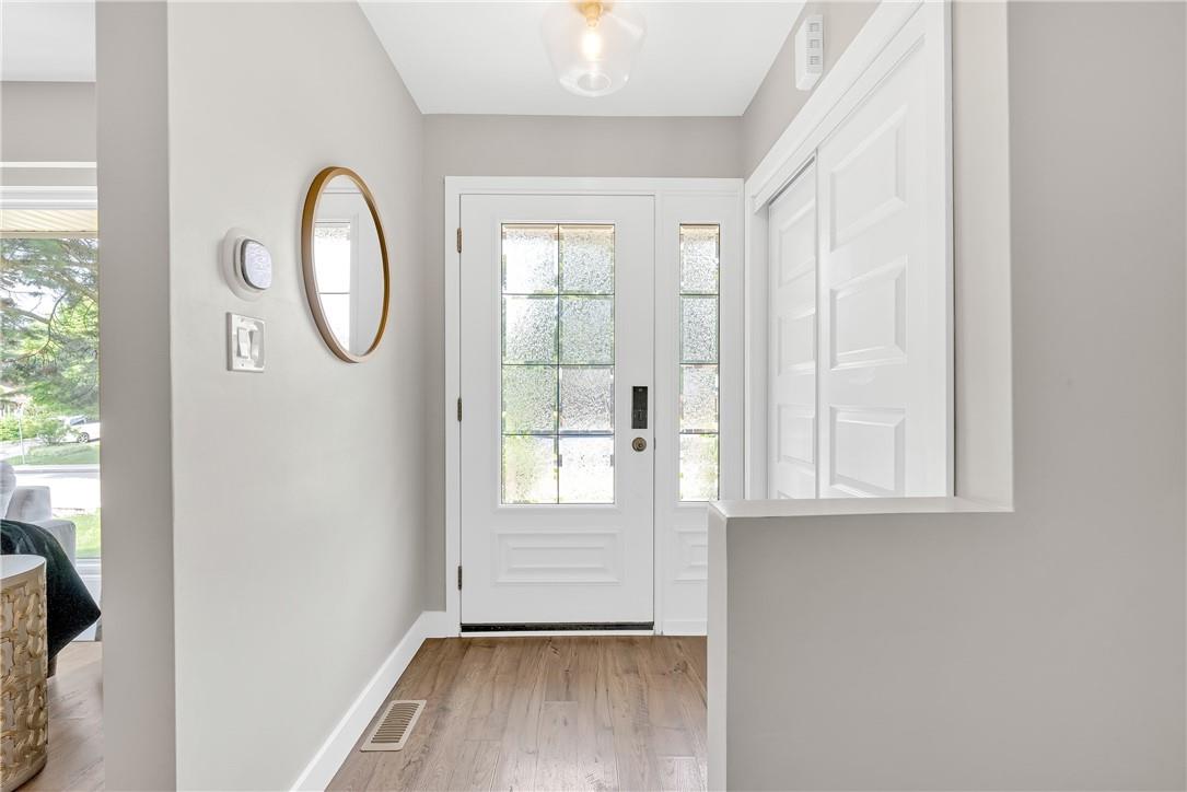 20 Geneva Drive, Hamilton, Ontario  L9C 3Z5 - Photo 9 - H4198078