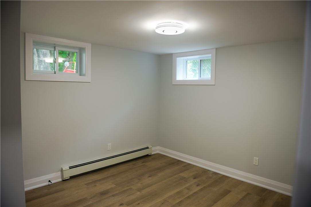 225 Aldercrest Avenue, Unit #lower Level, Hamilton, Ontario  L9B 1L5 - Photo 13 - H4198132