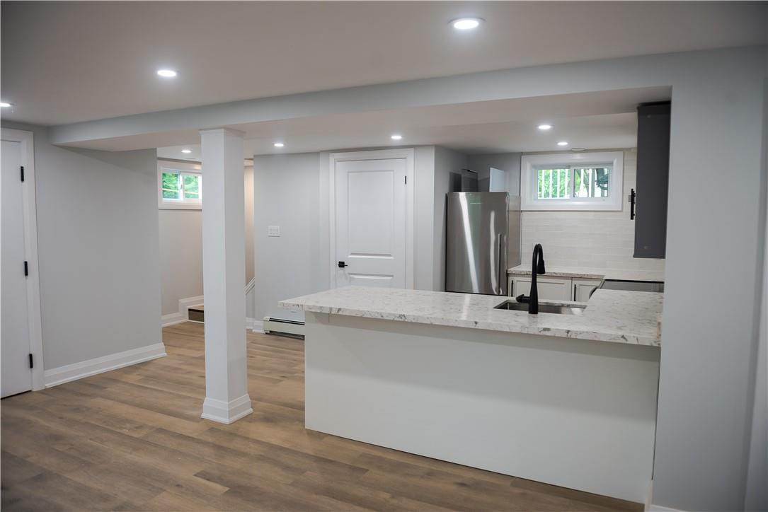 225 Aldercrest Avenue, Unit #lower Level, Hamilton, Ontario  L9B 1L5 - Photo 5 - H4198132