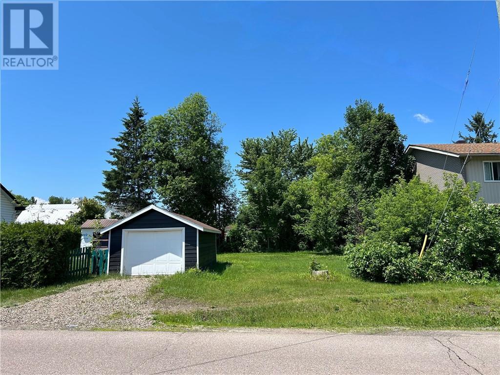 Reynolds Avenue, Pembroke, Ontario  K8A 6H9 - Photo 1 - 1399304