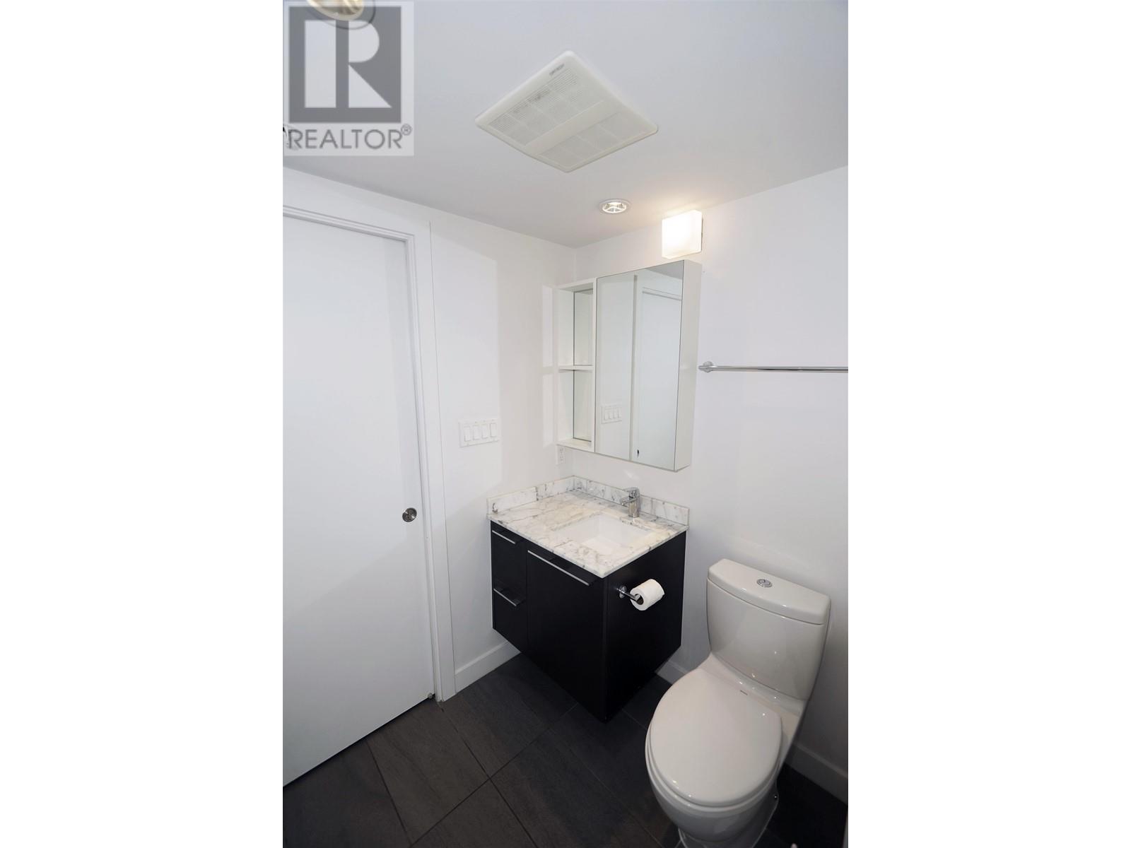 Listing Picture 9 of 20 : 2705 8131 NUNAVUT LANE, Vancouver / 溫哥華 - 魯藝地產 Yvonne Lu Group - MLS Medallion Club Member