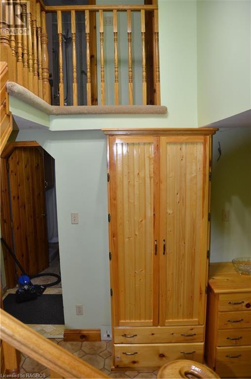 402432 Grey Road 4, West Grey, Ontario  N0H 1R0 - Photo 17 - 40610594