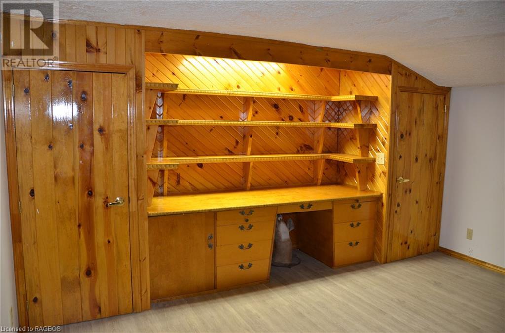 402432 Grey Road 4, West Grey, Ontario  N0H 1R0 - Photo 21 - 40610594