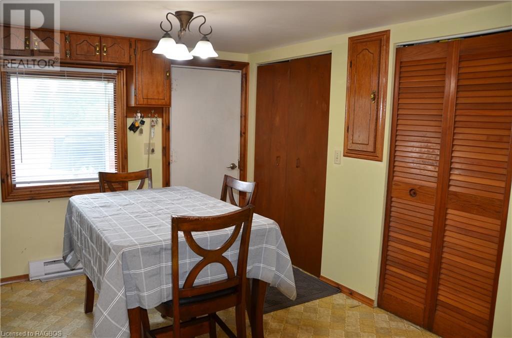 402432 Grey Road 4, West Grey, Ontario  N0H 1R0 - Photo 3 - 40610594