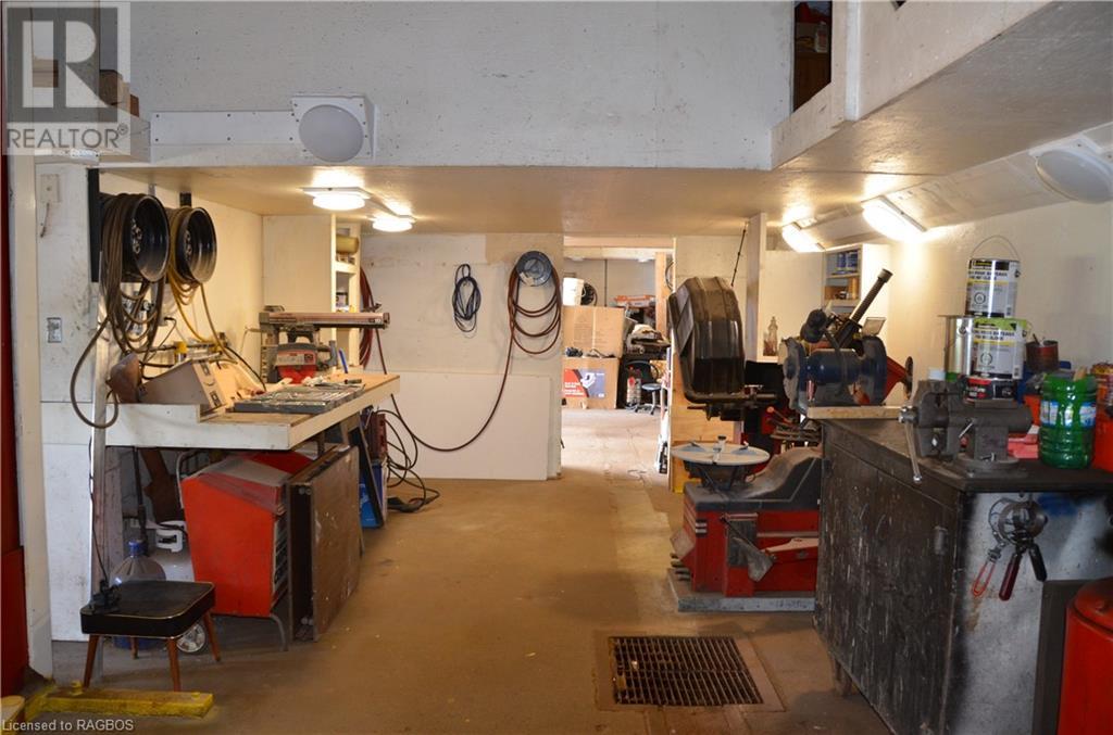 402432 Grey Road 4, West Grey, Ontario  N0H 1R0 - Photo 42 - 40610594