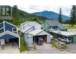 1852 Corbin Place, revelstoke, British Columbia