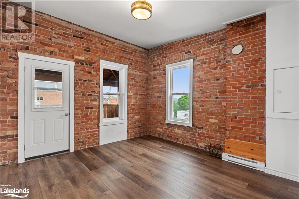 98 Main Street, Penetanguishene, Ontario  L9M 1T5 - Photo 20 - 40608388