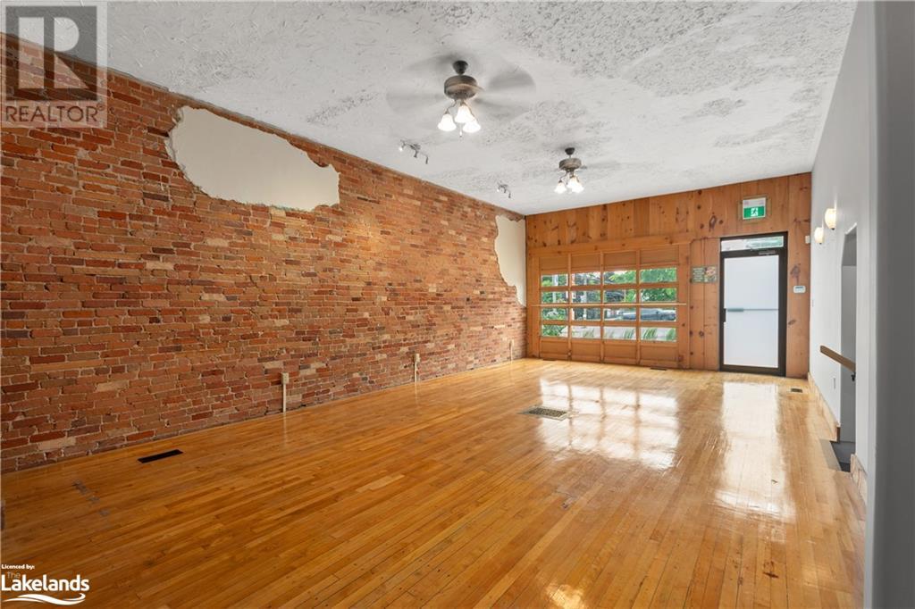 98 Main Street, Penetanguishene, Ontario  L9M 1T5 - Photo 3 - 40608388