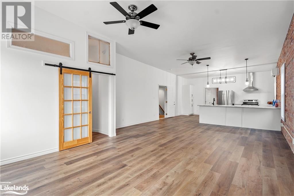 98 Main Street, Penetanguishene, Ontario  L9M 1T5 - Photo 15 - 40608388