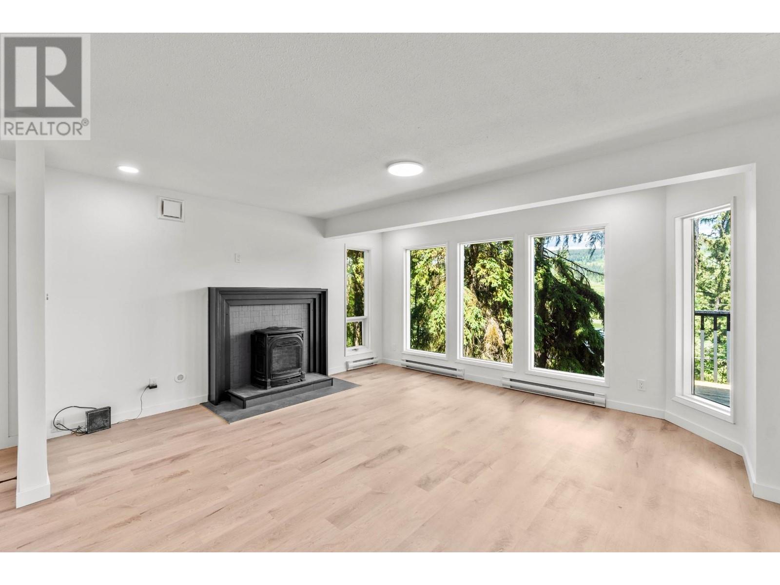 3348 Powell Road, Kamloops, British Columbia  V0E 3E1 - Photo 7 - 179422