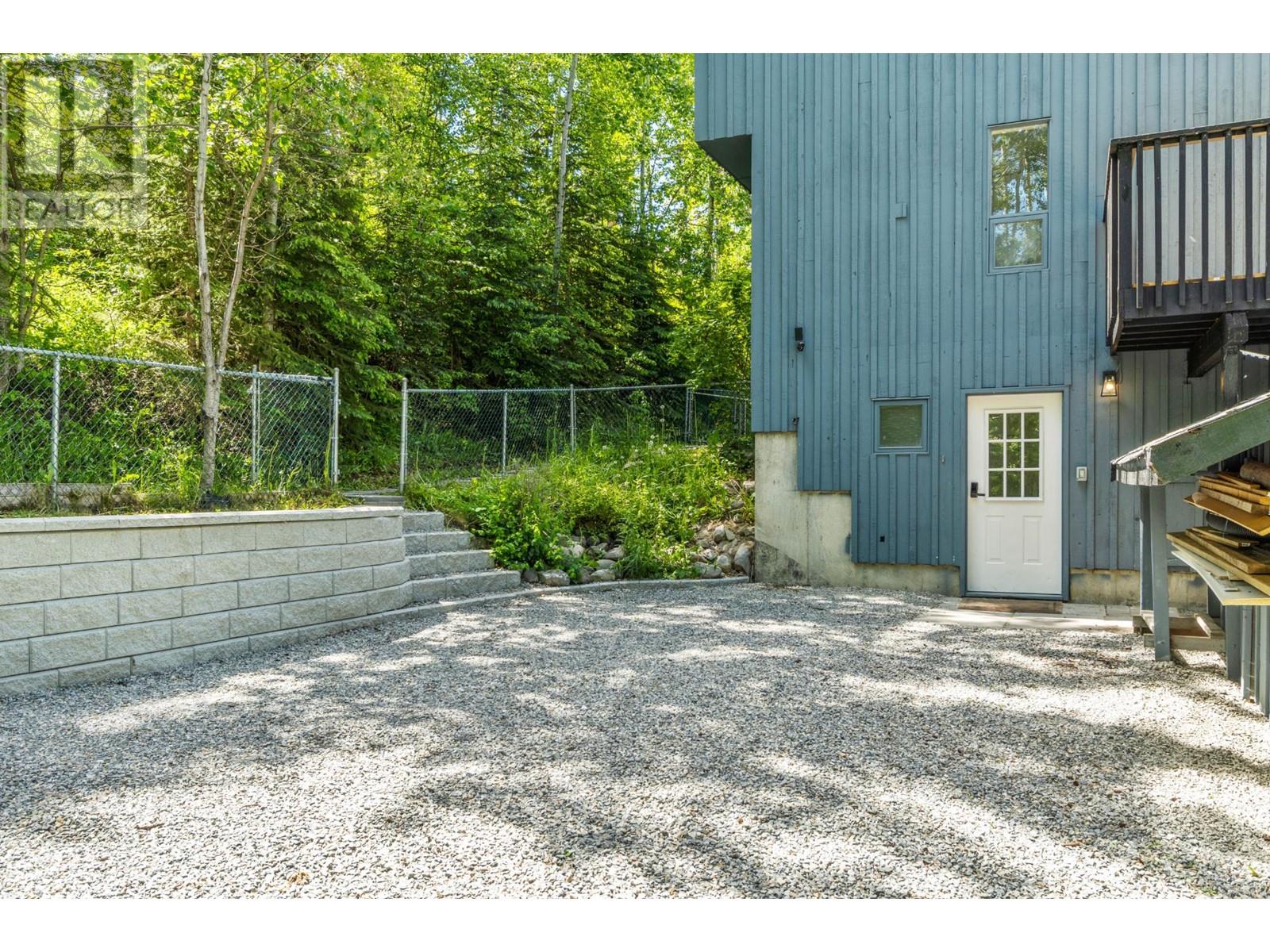 3348 Powell Road, Kamloops, British Columbia  V0E 3E1 - Photo 36 - 179422