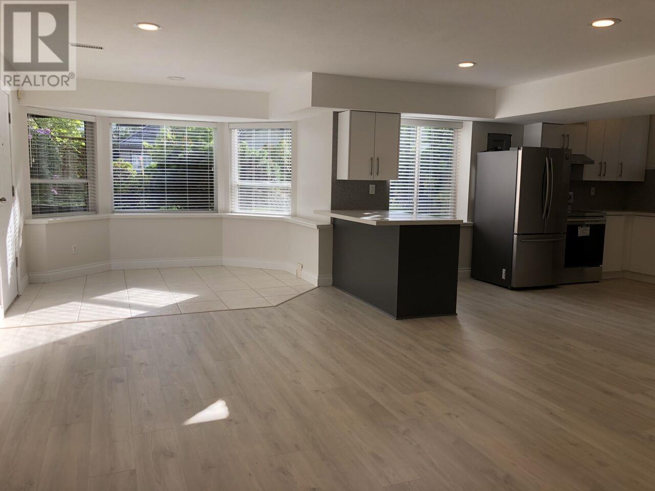 1708 Hampton Drive, Coquitlam, British Columbia  V3E 3C9 - Photo 37 - R2898327