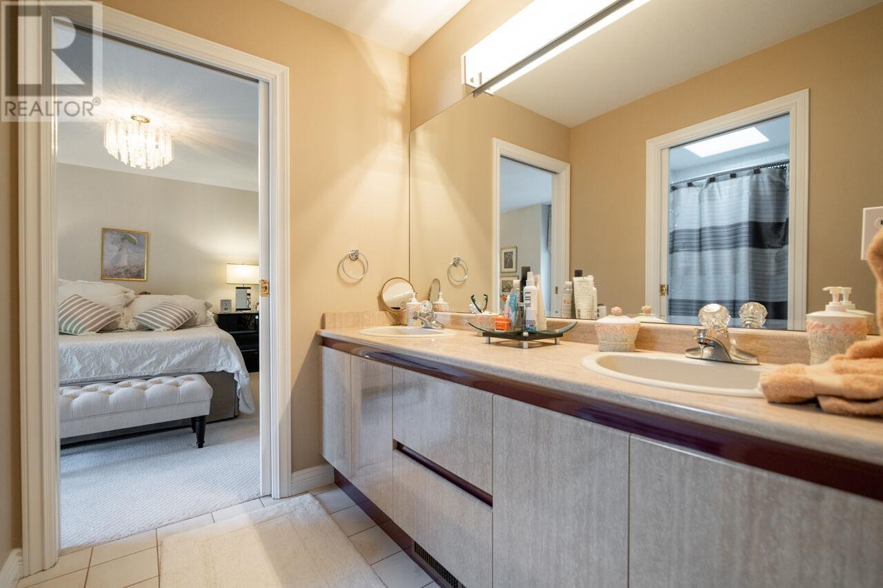 1708 Hampton Drive, Coquitlam, British Columbia  V3E 3C9 - Photo 27 - R2898327