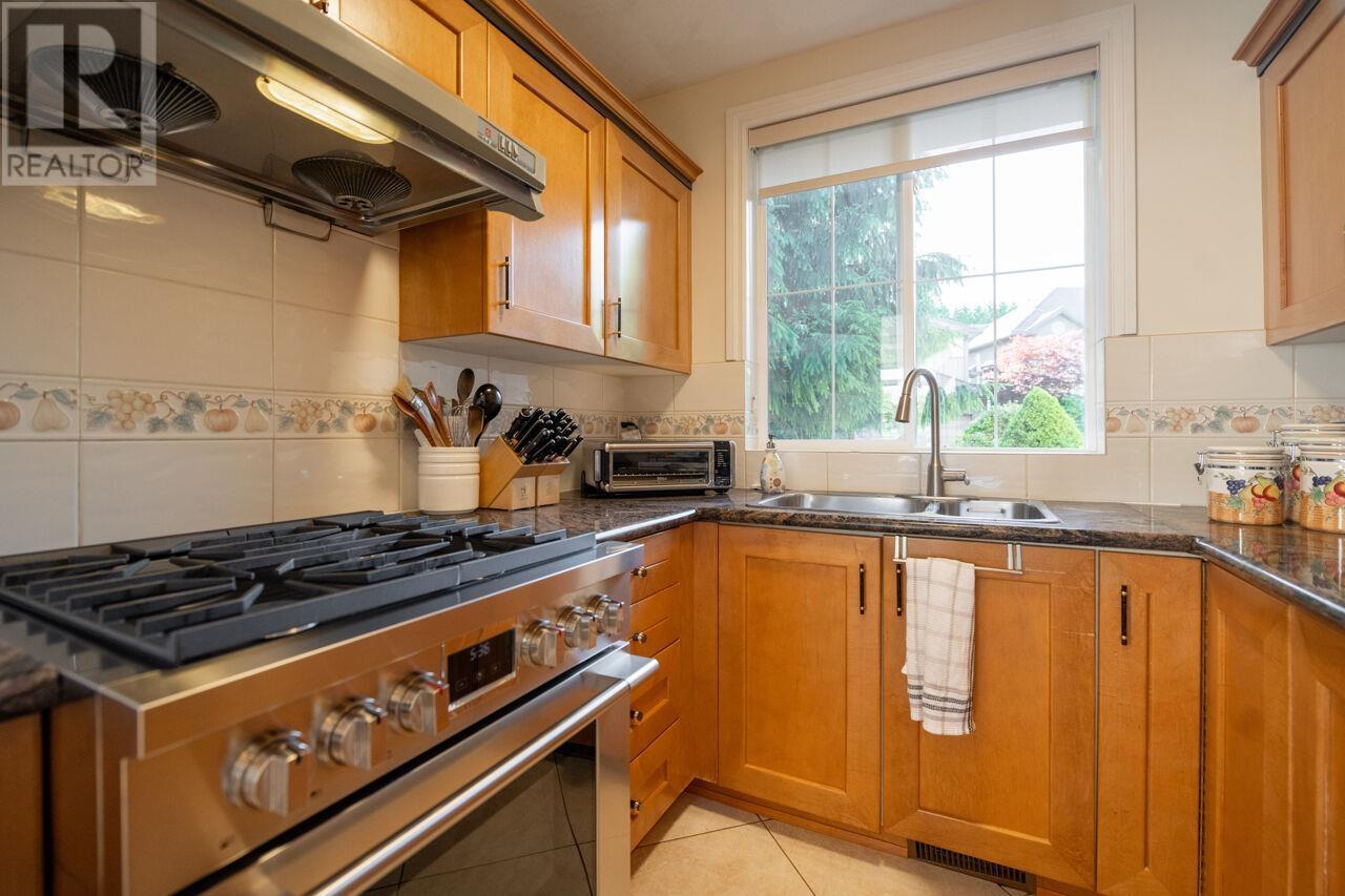 1708 Hampton Drive, Coquitlam, British Columbia  V3E 3C9 - Photo 11 - R2898327
