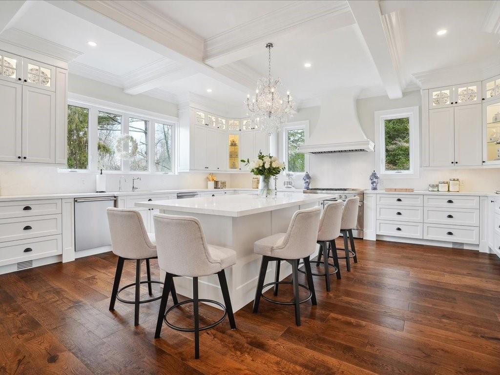 Image of property at 861 Kirkwall Road