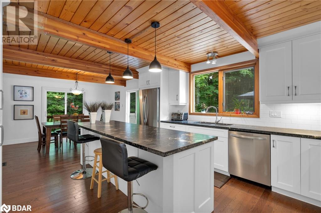 22 Cathedral Pines Rd Road, Barrie, Ontario  L4M 4Y8 - Photo 10 - 40597254