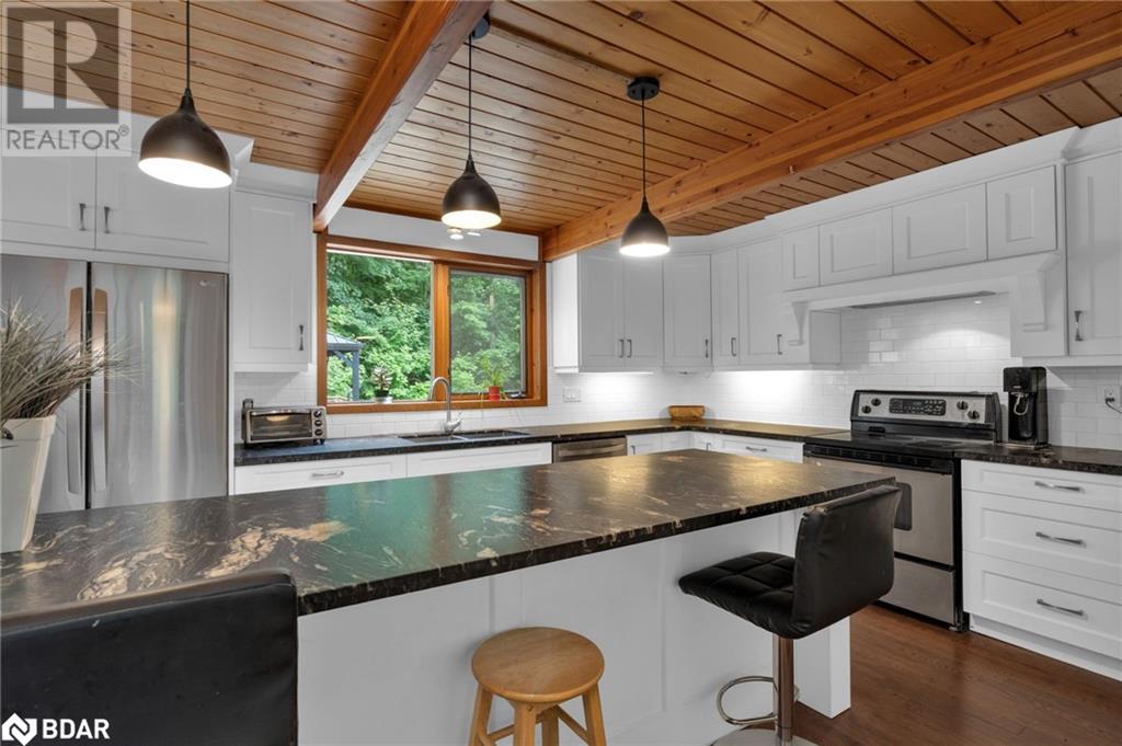 22 Cathedral Pines Rd Road, Barrie, Ontario  L4M 4Y8 - Photo 11 - 40597254