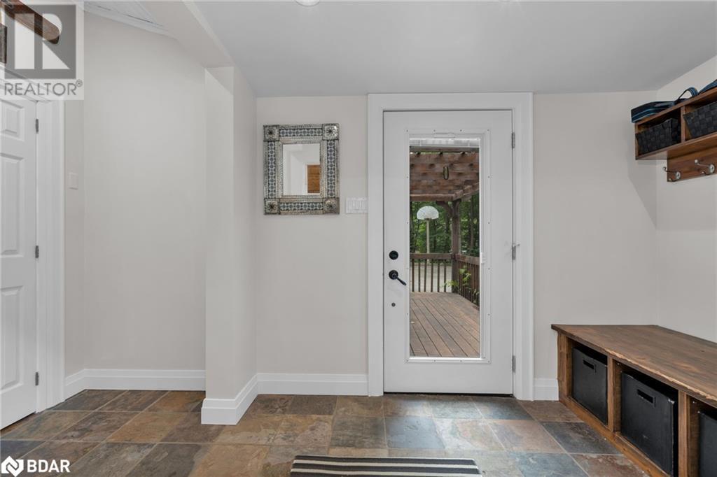 22 Cathedral Pines Rd Road, Barrie, Ontario  L4M 4Y8 - Photo 5 - 40597254