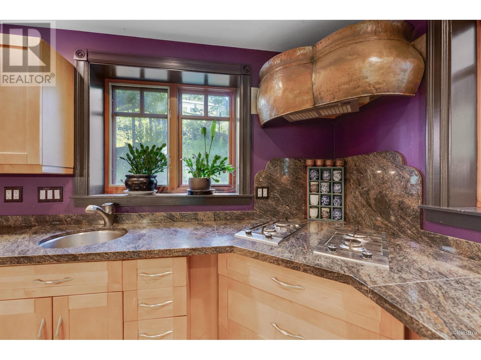 1504 Tunstall Boulevard, Bowen Island, British Columbia  V0N 1G0 - Photo 13 - R2876314