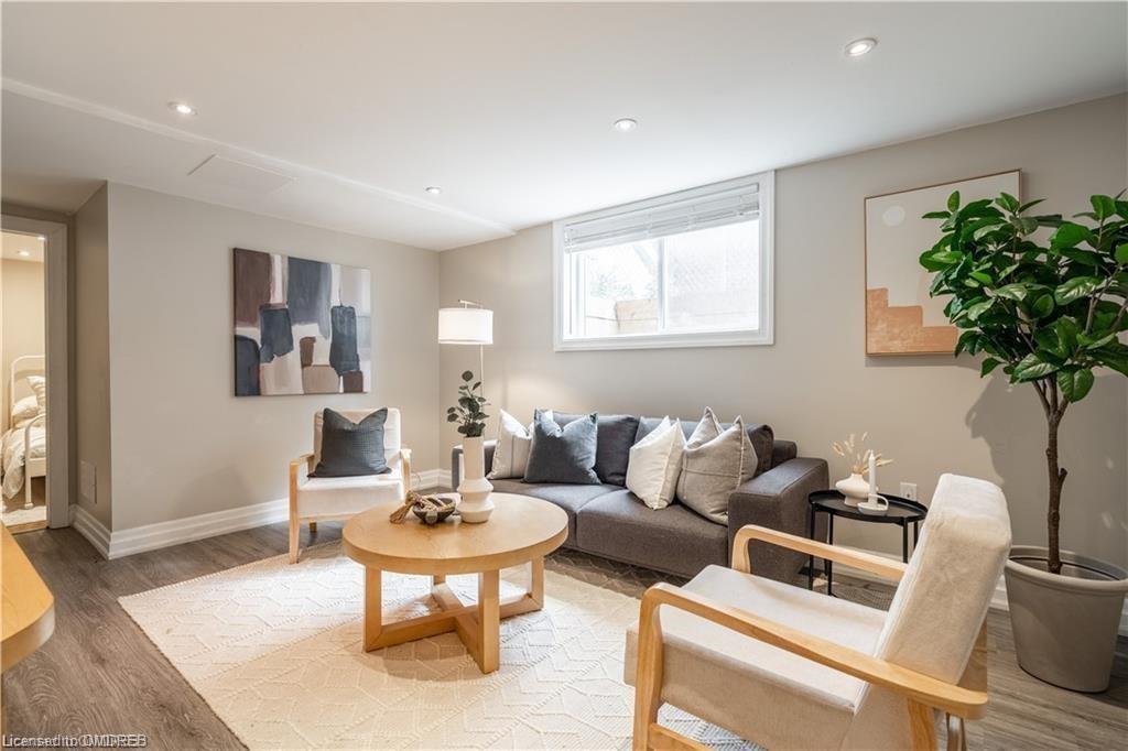 34 Briarwood Crescent, Unit #lower, Hamilton, Ontario  L9C 4B9 - Photo 3 - H4198244