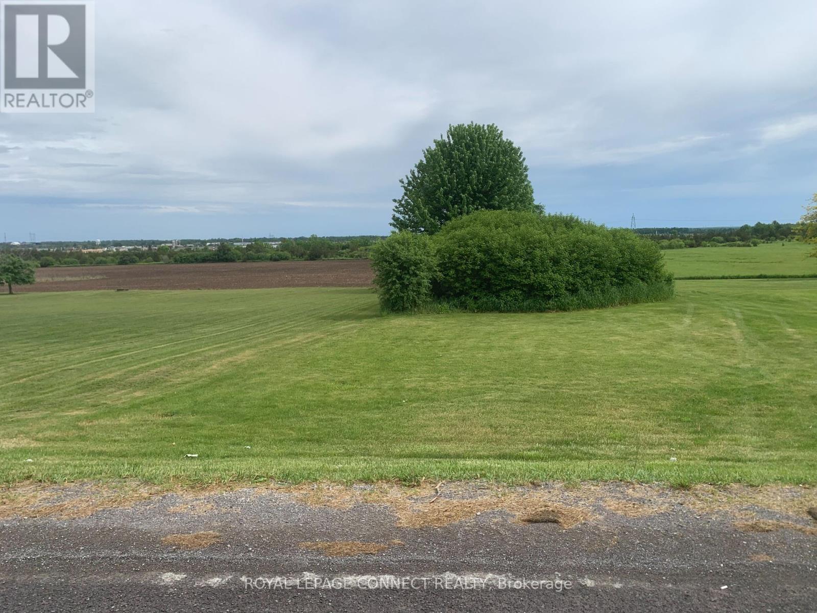 208 Drive In Road, Greater Napanee, Ontario  K7R 3L1 - Photo 8 - X8374138