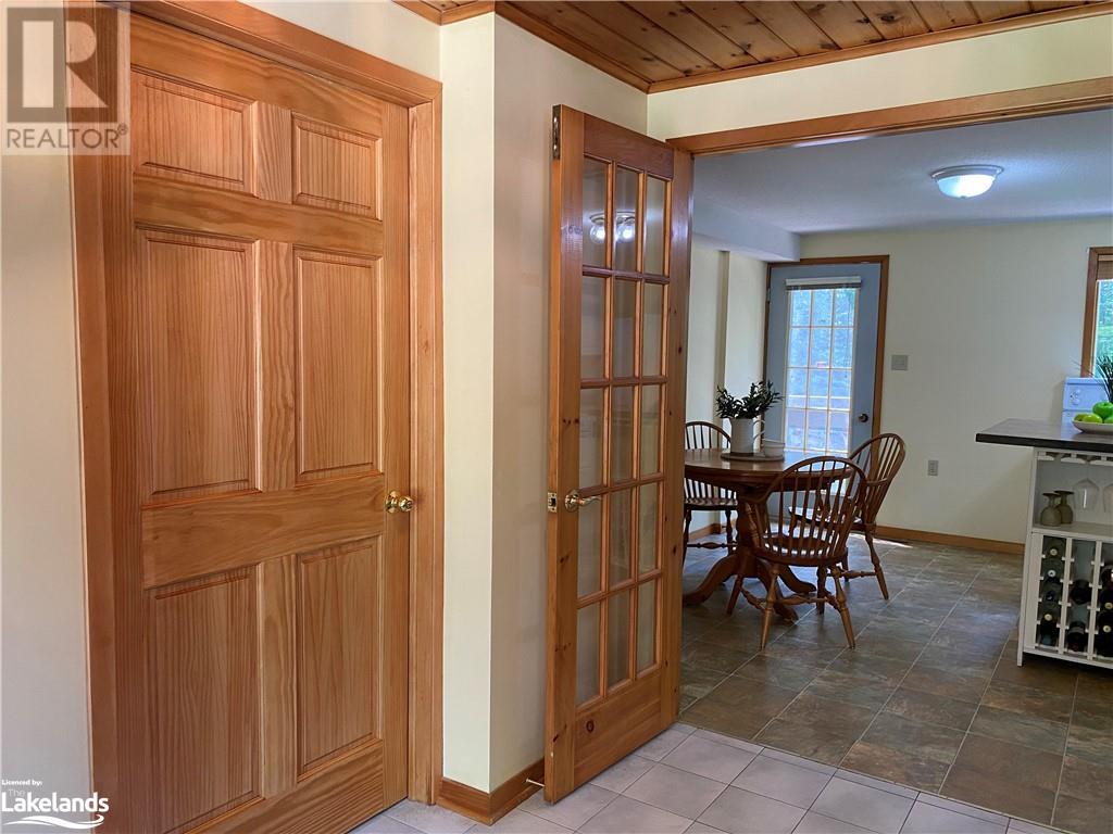 402 East Browns Road, Huntsville, Ontario  P1H 0A5 - Photo 18 - 40587534