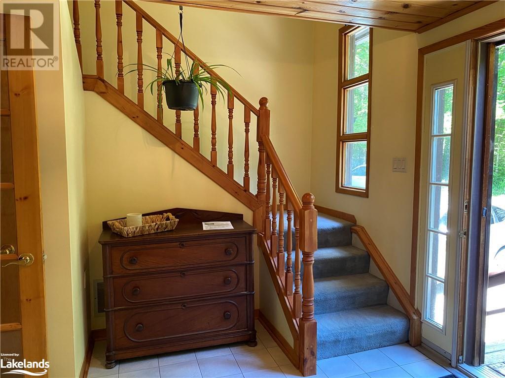 402 East Browns Road, Huntsville, Ontario  P1H 0A5 - Photo 13 - 40587534