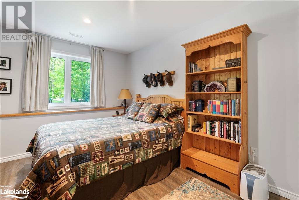 110 Evergreen Avenue, Tiny, Ontario  L0L 1P1 - Photo 32 - 40596962