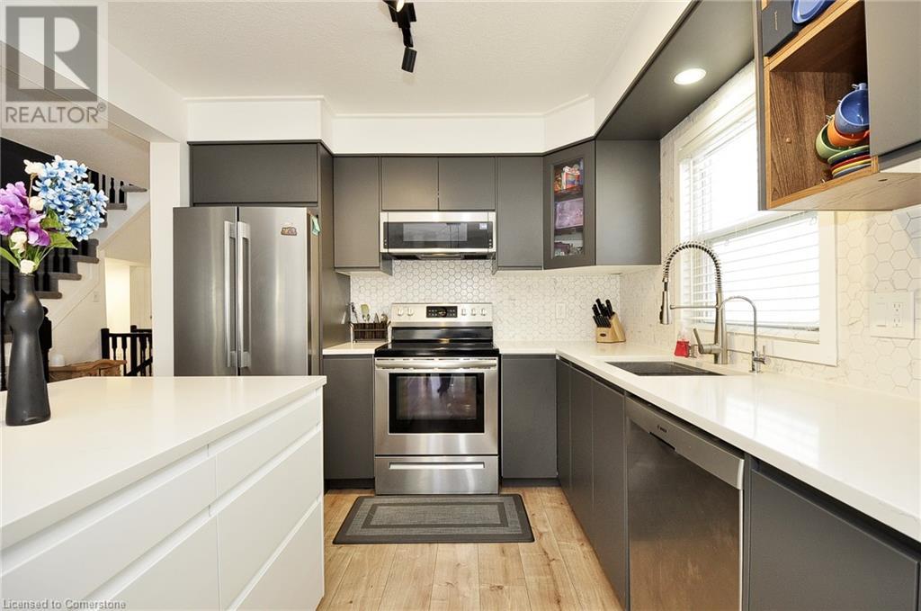 46 Dahlia Street, Kitchener, Ontario  N2E 4B1 - Photo 1 - 40611292