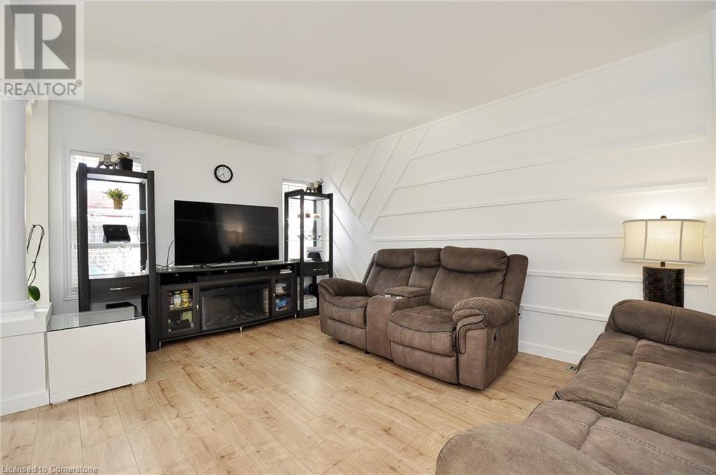 46 Dahlia Street, Kitchener, Ontario  N2E 4B1 - Photo 12 - 40611292