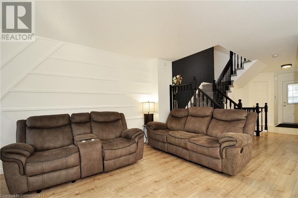 46 Dahlia Street, Kitchener, Ontario  N2E 4B1 - Photo 14 - 40611292