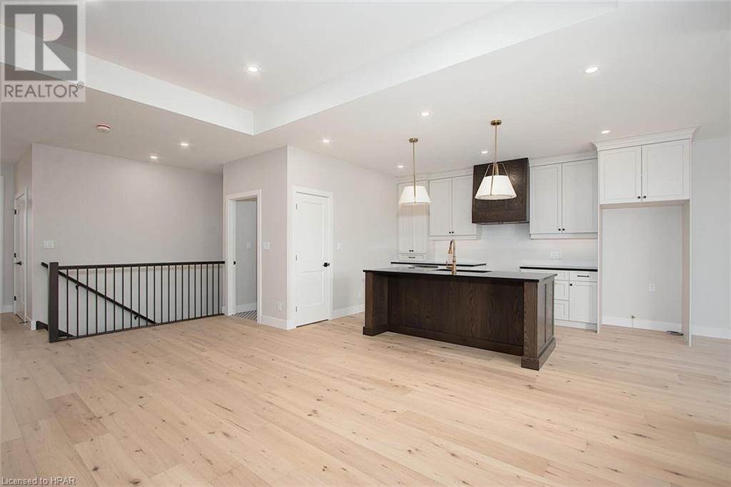 15 Kastner Street, Stratford, Ontario  N5A 0J7 - Photo 14 - 40588968