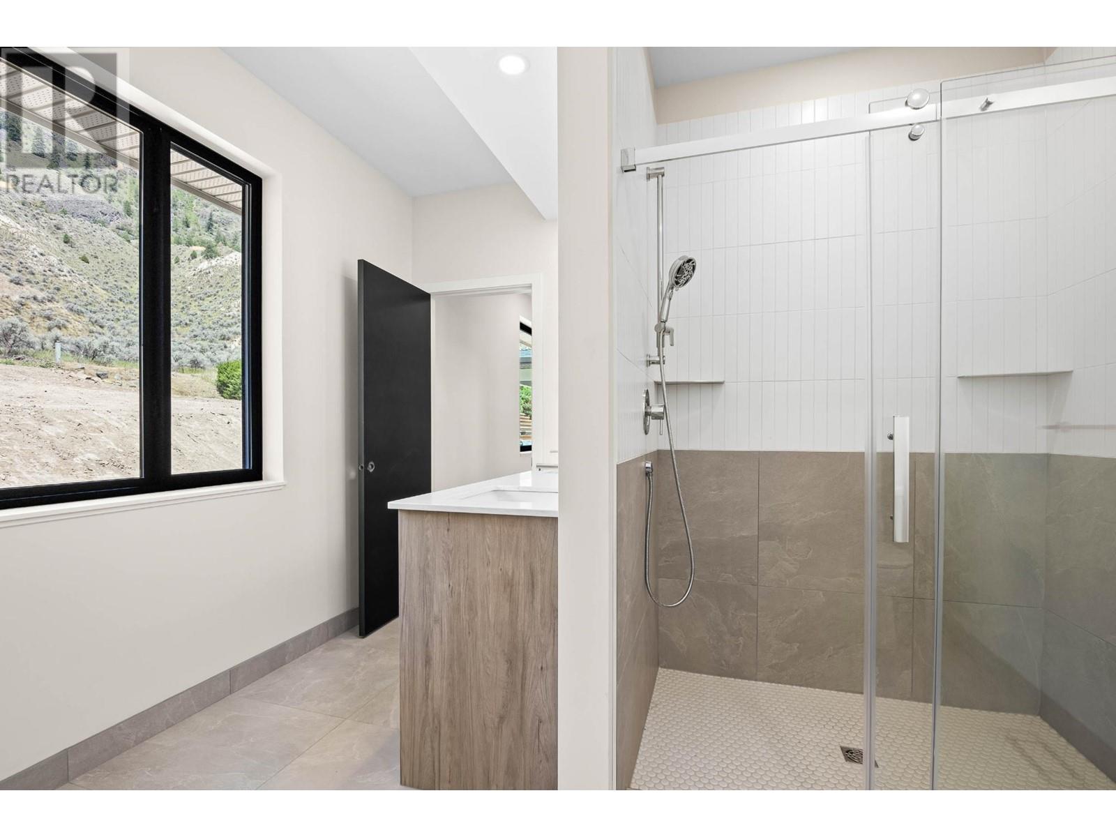 3453 Navatanee Drive, Kamloops, British Columbia   - Photo 23 - 179448