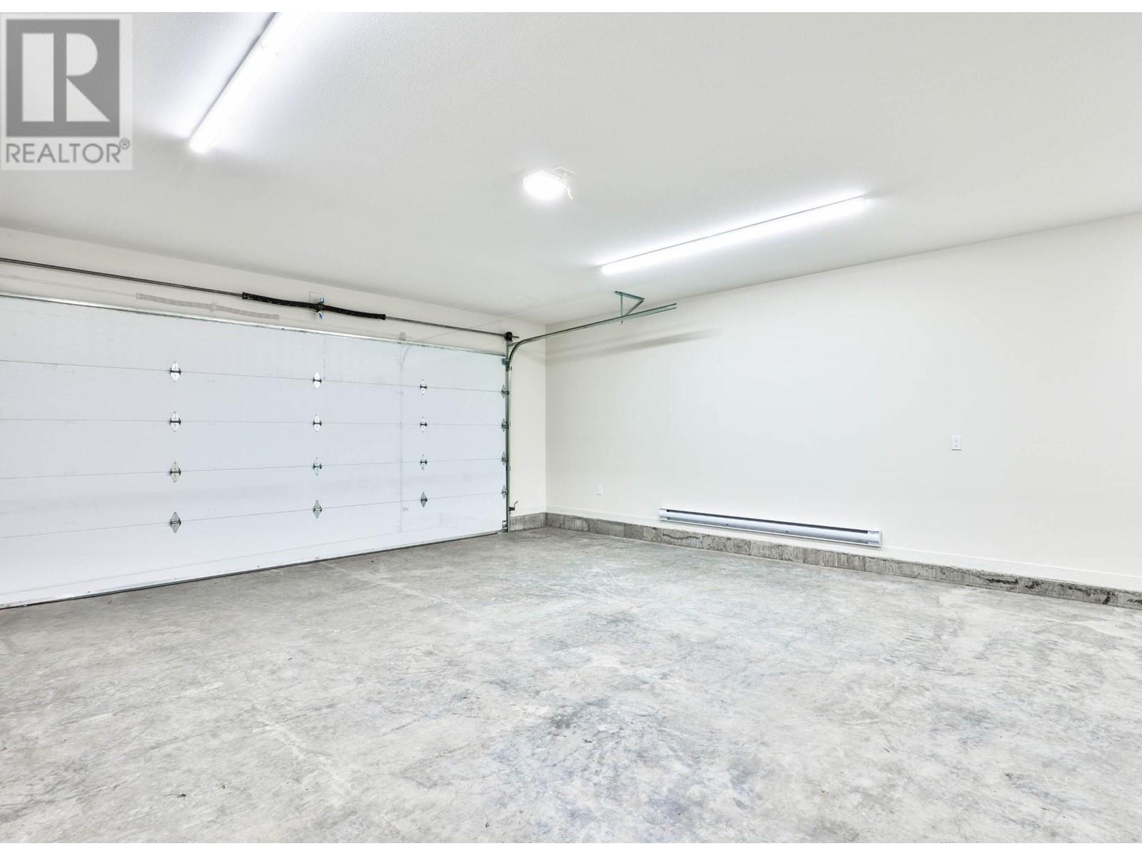 3453 Navatanee Drive, Kamloops, British Columbia   - Photo 33 - 179448