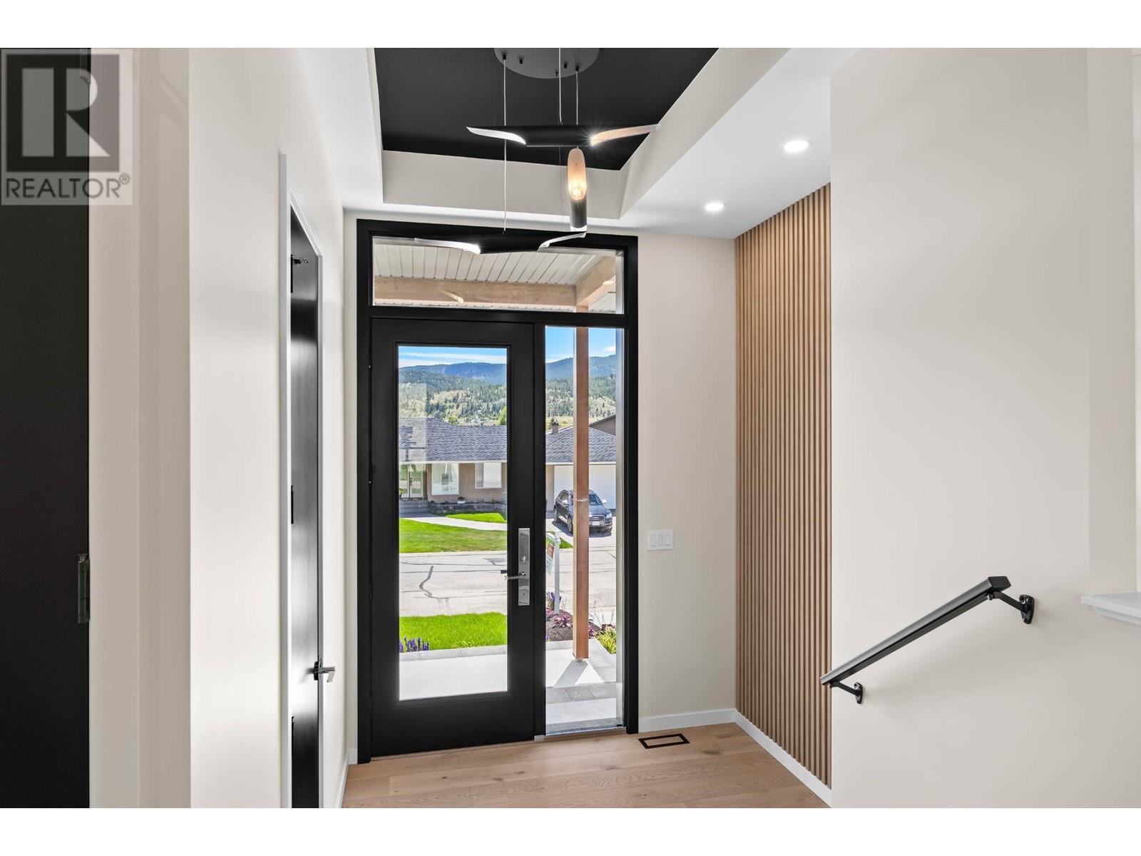 3453 Navatanee Drive, Kamloops, British Columbia   - Photo 5 - 179448