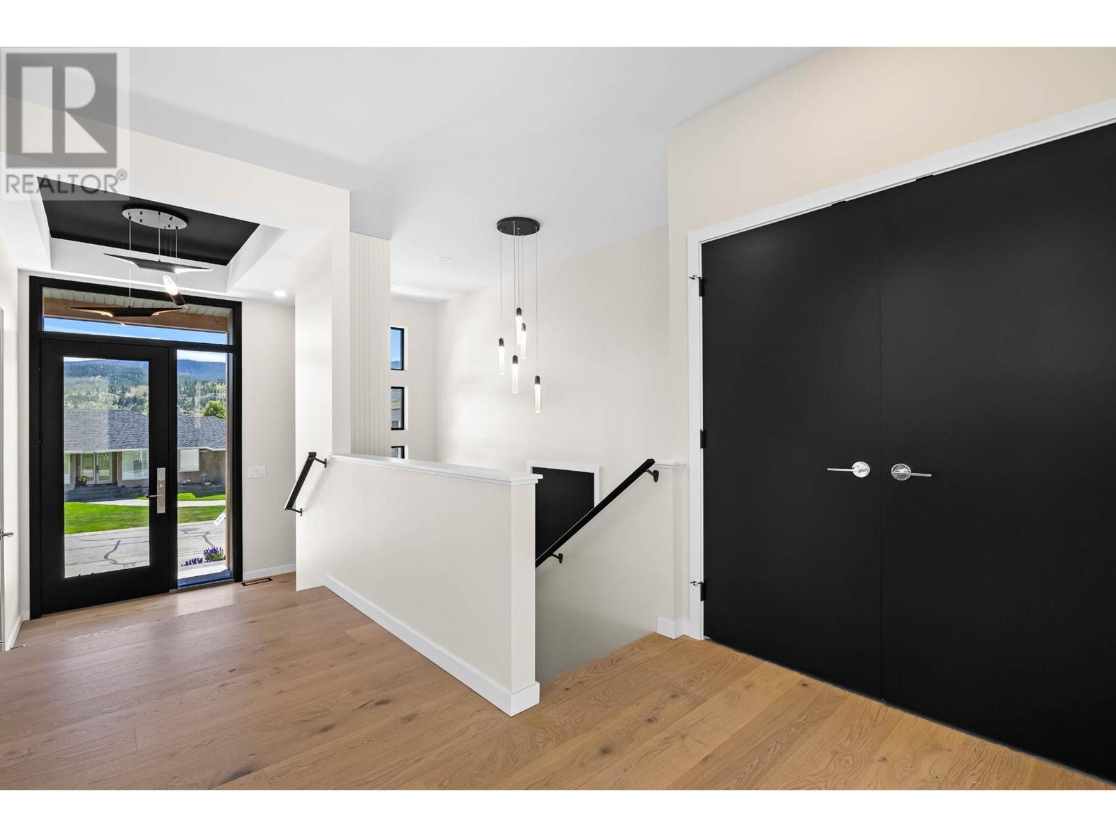 3453 Navatanee Drive, Kamloops, British Columbia   - Photo 6 - 179448