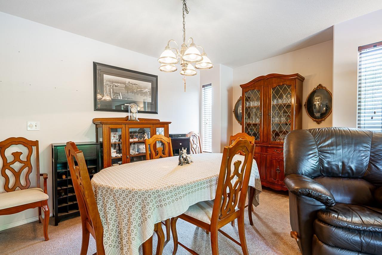 27296 29a Avenue, Langley, British Columbia  V4W 3J7 - Photo 12 - R2898638