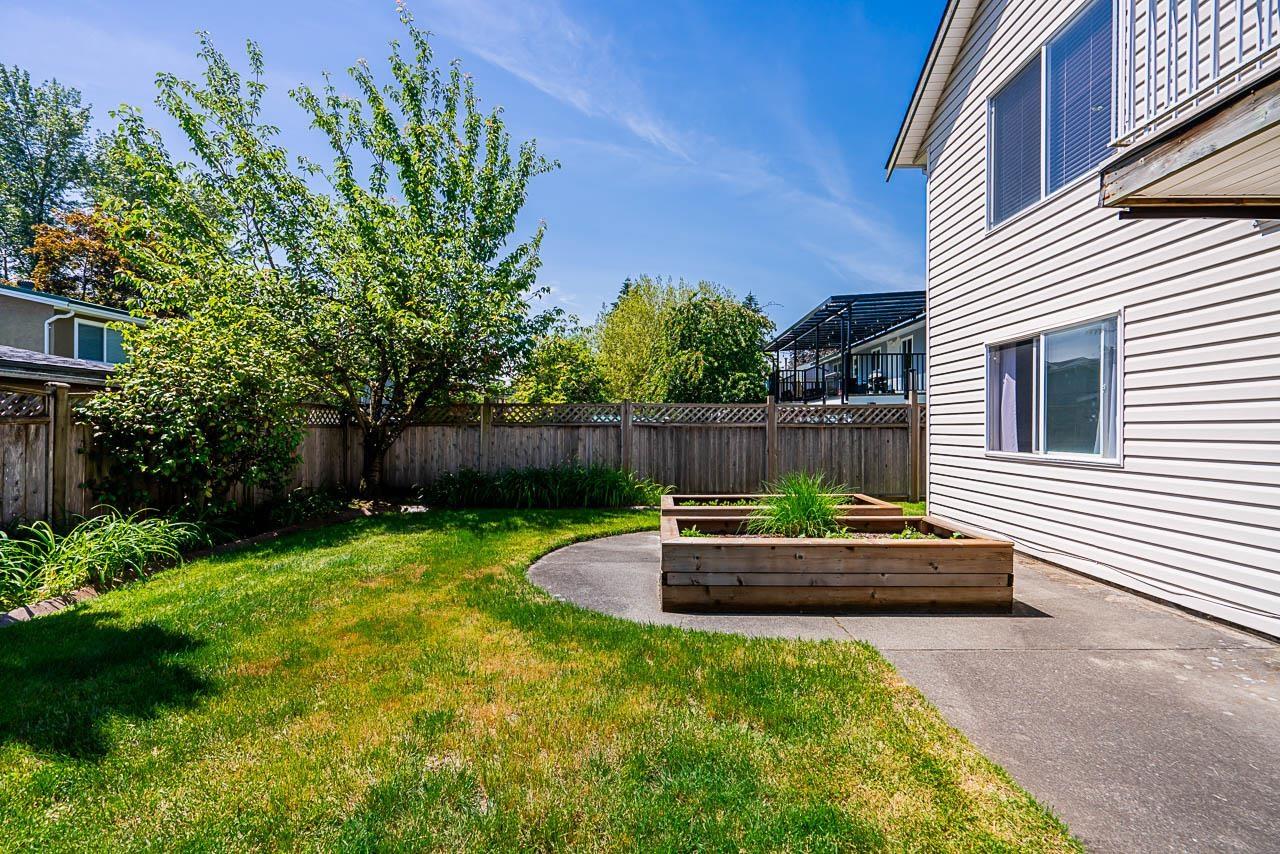 27296 29a Avenue, Langley, British Columbia  V4W 3J7 - Photo 31 - R2898638