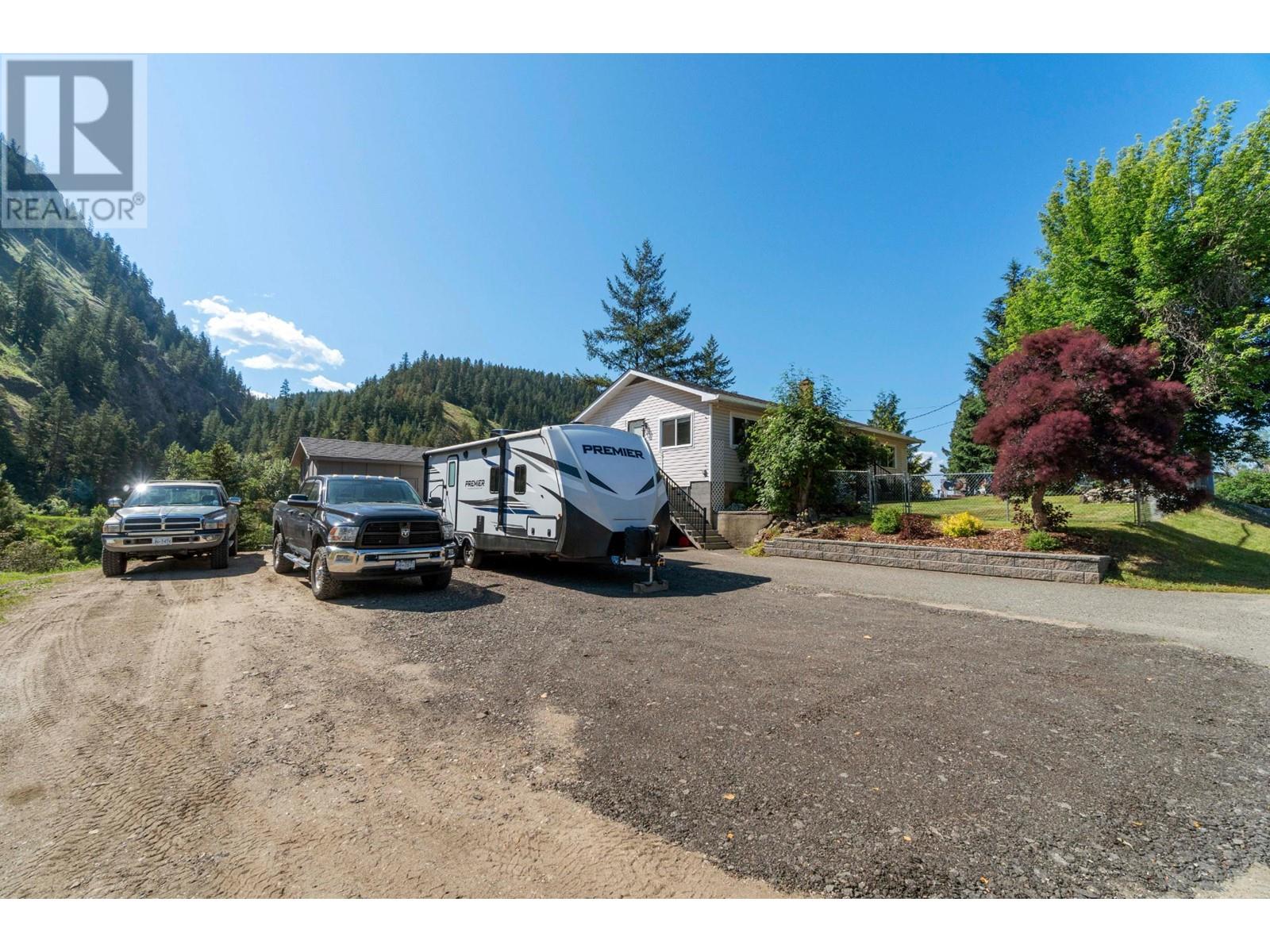 1117 Thompson Ave, Chase, British Columbia  V0E 1M0 - Photo 7 - 179443