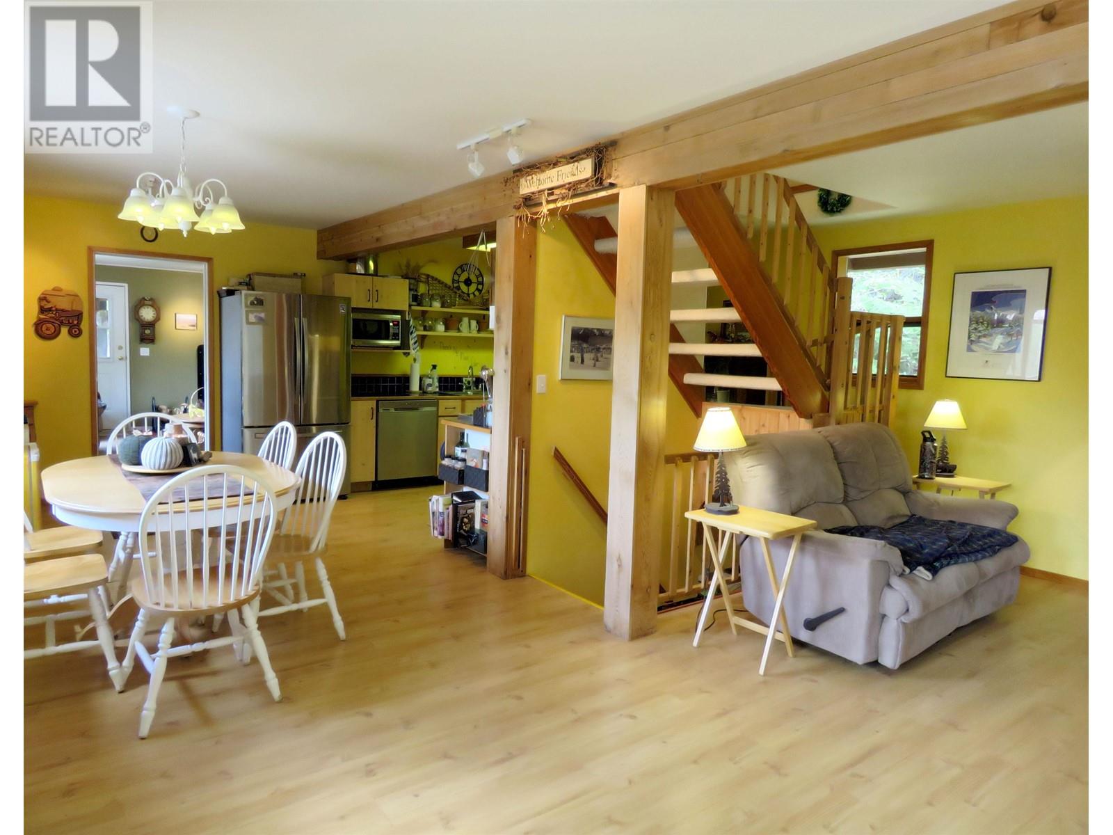 4000 Mountain View Road, Mcbride, British Columbia  V0J 2E0 - Photo 7 - R2898882