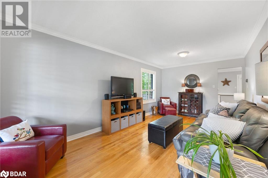 697 Happy Vale Drive, Innisfil, Ontario  L9S 2E6 - Photo 8 - 40610724