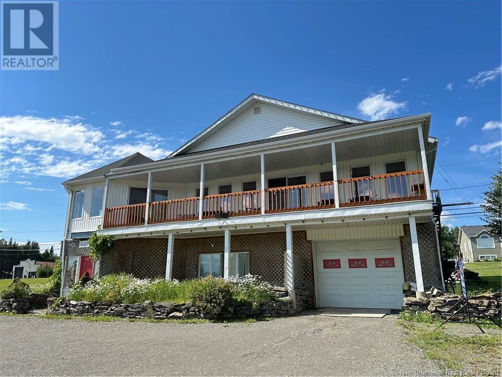 Property at 107 Saint-Jean-Baptiste Street image 4