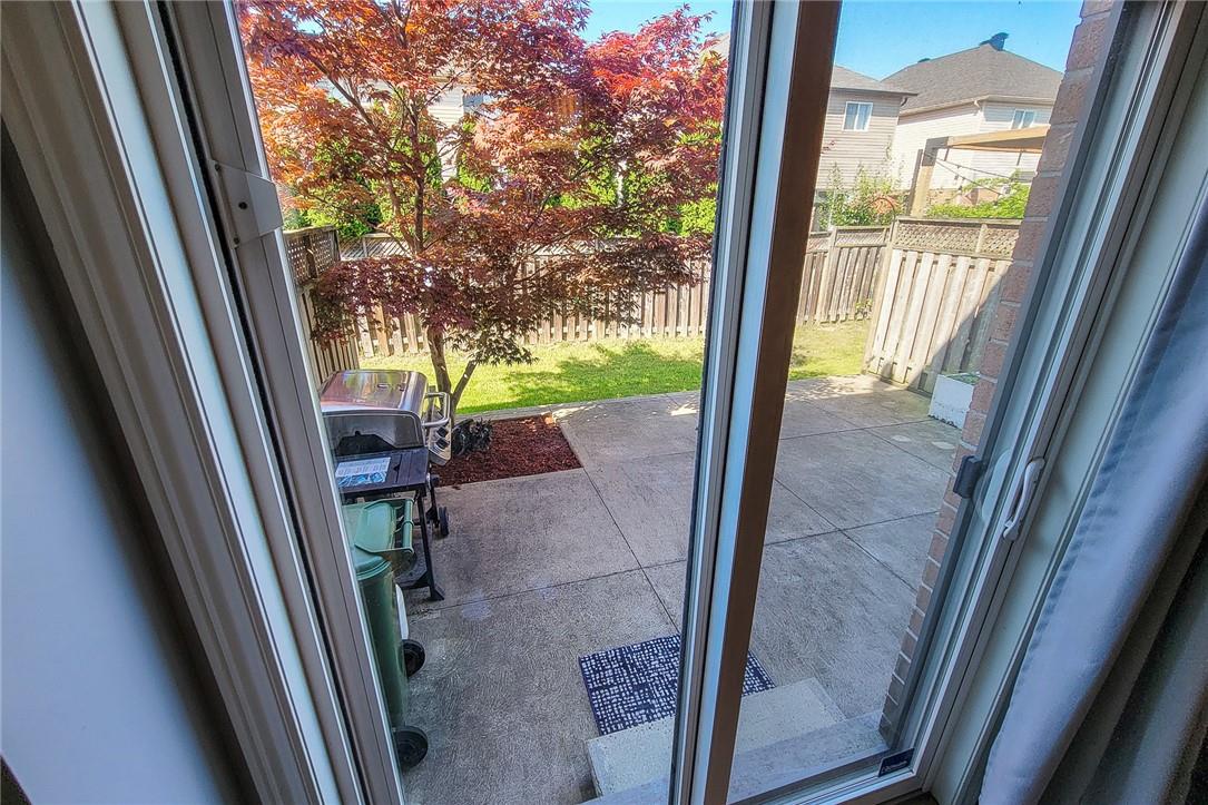 110 Marina Point Crescent, Hamilton, Ontario  L8E 0E4 - Photo 22 - H4198356